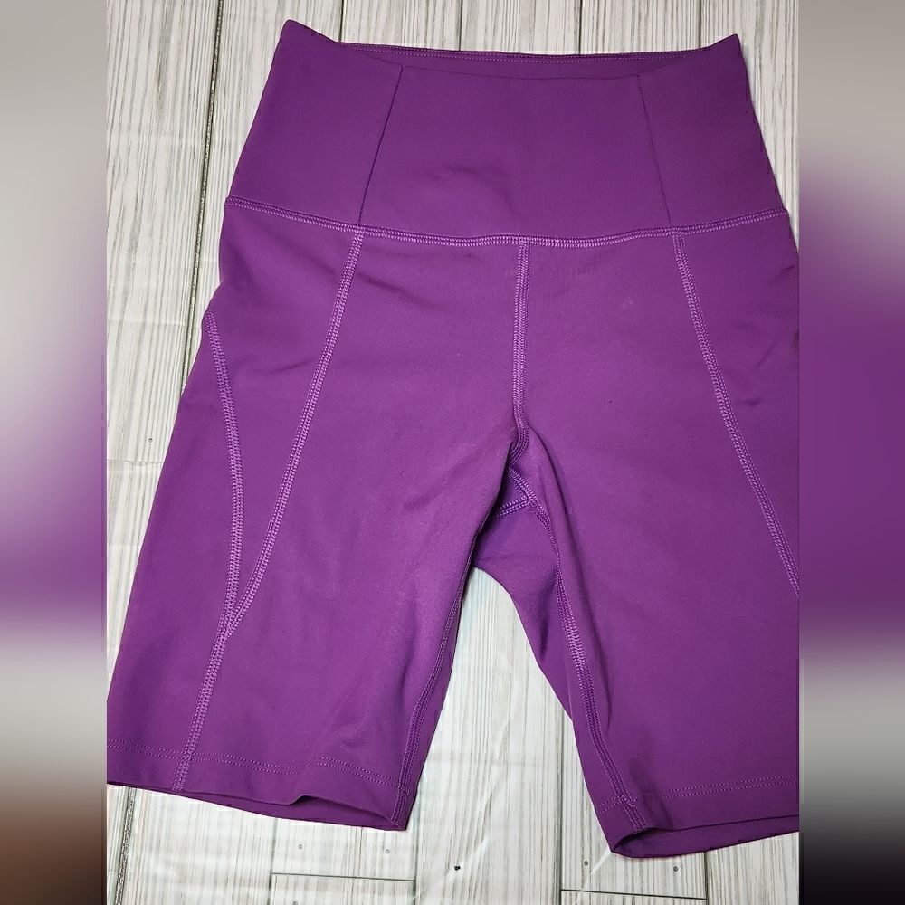 Girlfriend Collective Plum High Rise Bike Shorts Size Xsmall